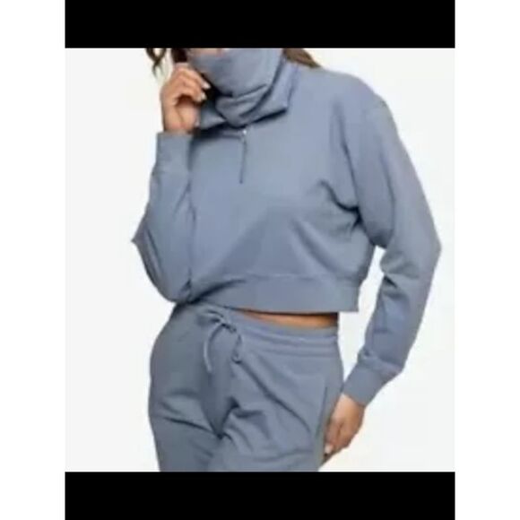 BAM BY BETSY & ADAM Tops - BAM BY BETSY & ADAM Womens Blue Zip Pullover Attached Mask Long Sleeve Top M